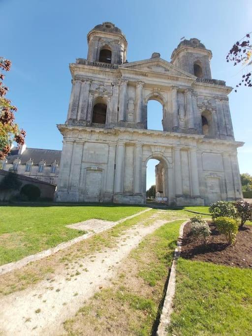 Holiday home Charmante Charentaise Saint-Jean-d'Angely